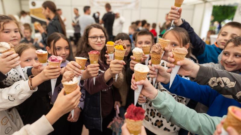 Fedezd fel a Fehérvári fagyi különleges világát – most bemutatjuk, melyik íz a legkiemelkedőbb az ínycsiklandó választékból!