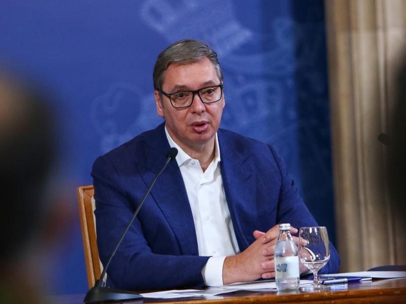 Vučić: Szerbia elutasítja a Dodik ellen hozott ítéletet