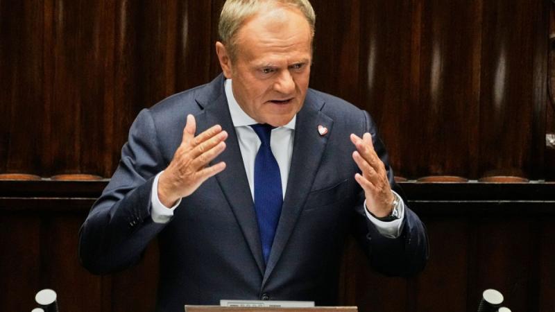 A lengyel kormányfő és az elnök heves vitába bonyolódtak a választási eredmények érvényességéről.