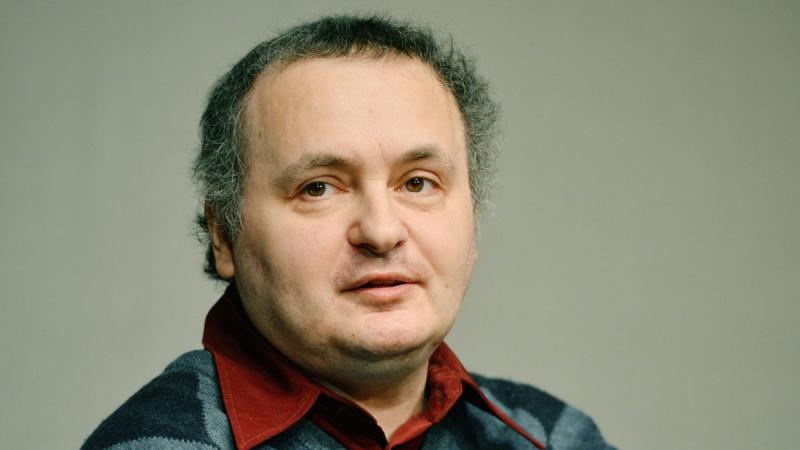 Laár András után most Galla Miklós is kétségbeesetten segítséget keres: vajon ez csak egy vicc, vagy komoly problémáról van szó?
